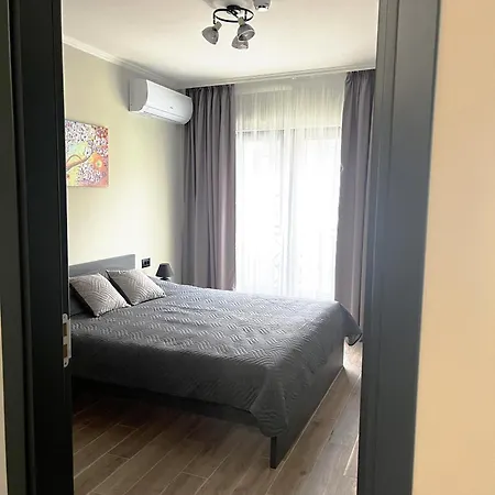 公寓 Gohome Plovdiv-apartments And *